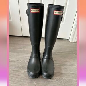 Hunter Classic Black Waterproof Boots